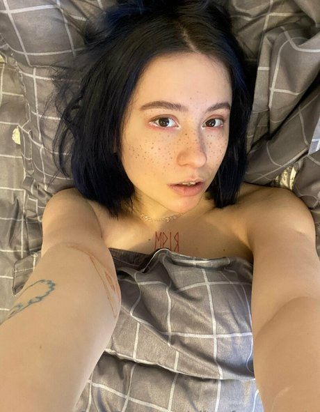 alice free sweets erotic model archive