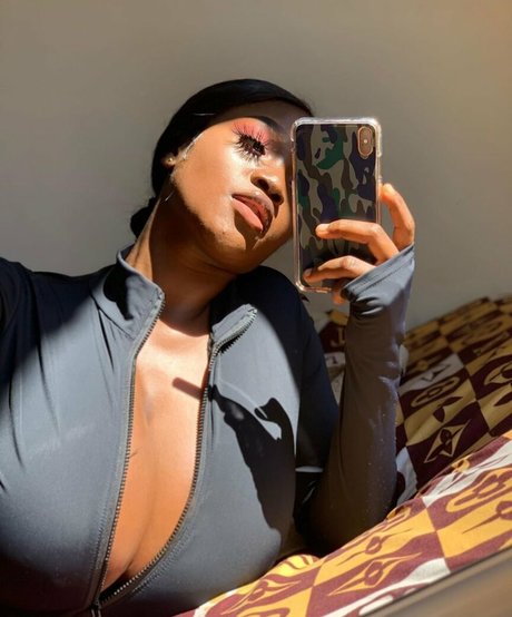 Barbiana model photos