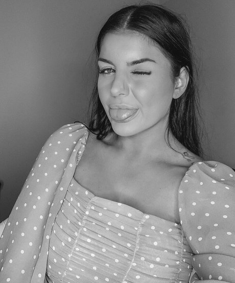 hung shemale onlyfans nice img