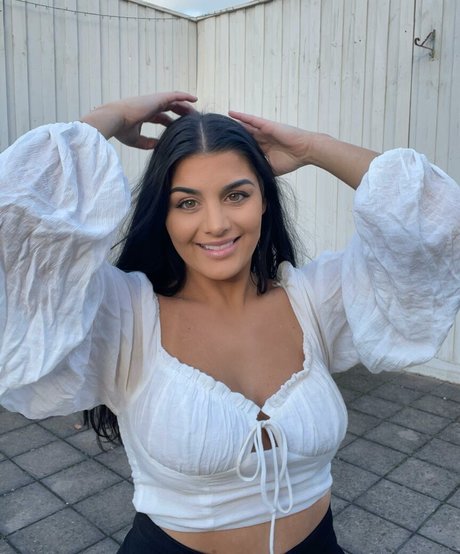 Jesy Lee model top pics