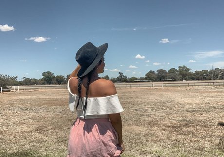 Jesy Lee model pretty galleries