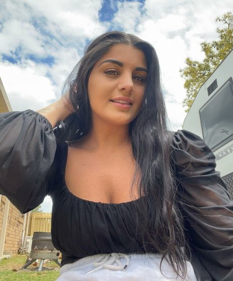 Jesy Lee model sexy img