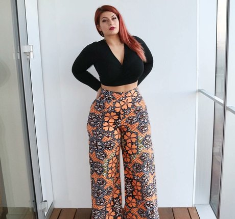 Ioana Chira star nudes images