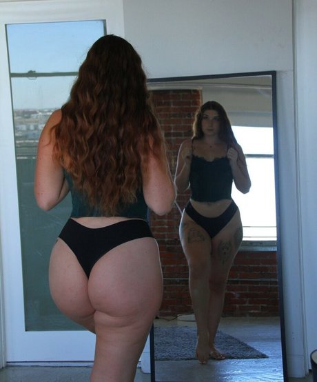 angelicbby2 model naked gallery