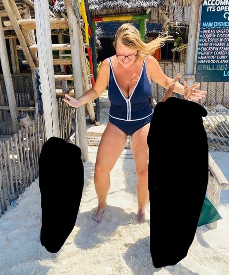 Veronika Ivanova porn model archive