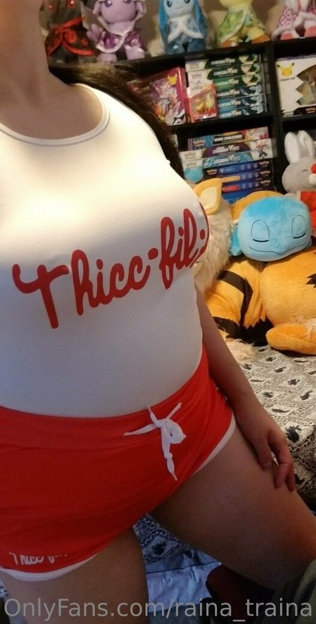 raina traina perfect actress gallery