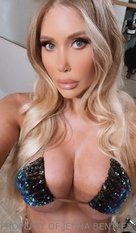 jennabentley art model photo