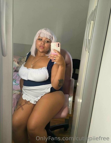 cutiepiiefree model pornographic photo