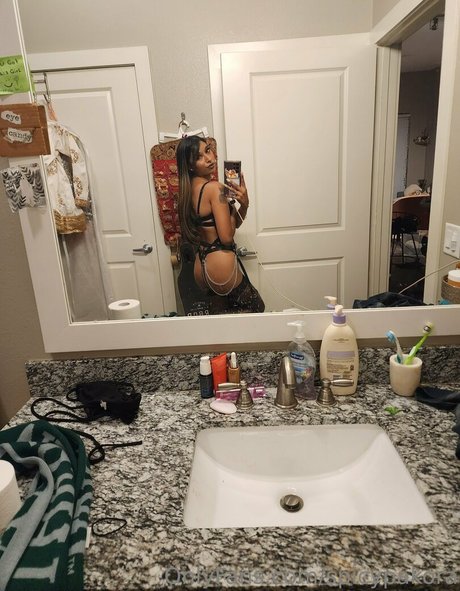 Spicypakora beautiful model photos