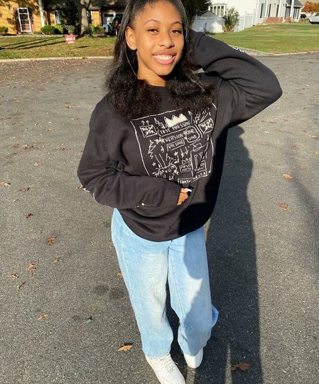 Elyse Rey beautiful pornstar picture