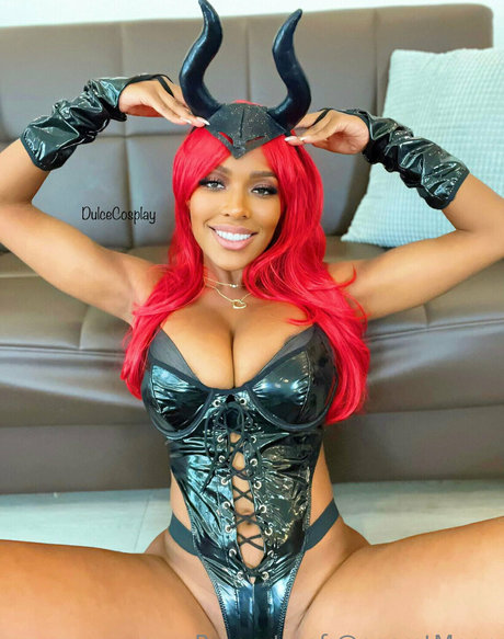 dulcecosplay art star gallery