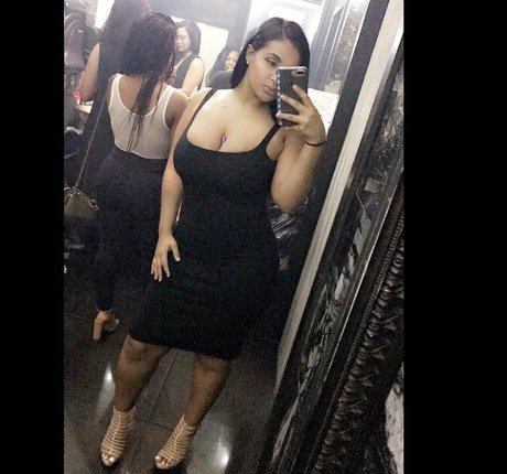 Princess A1naniee naked pornstar archive