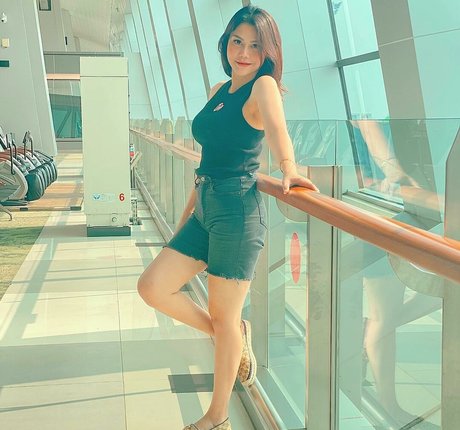 Djbutterfly36 art model picture