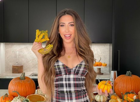 cocktailratings star nude pic