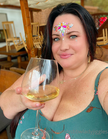 ssbbwladyjiggles star sexy img