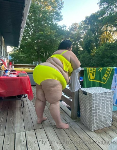 amateur squirt onlyfans pretty image