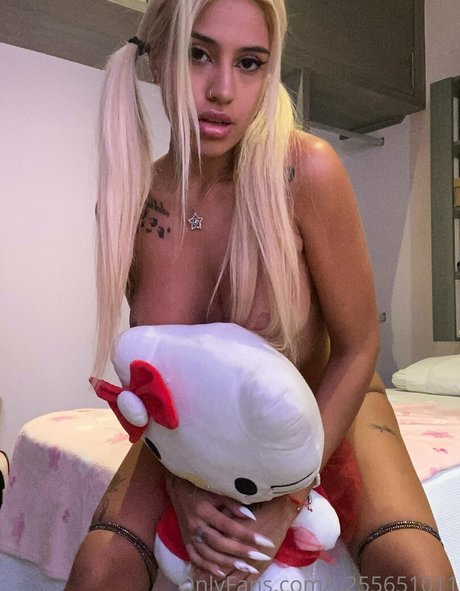 tattooed shemale onlyfans free pics