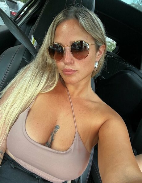 guadilaiz nude model gallery