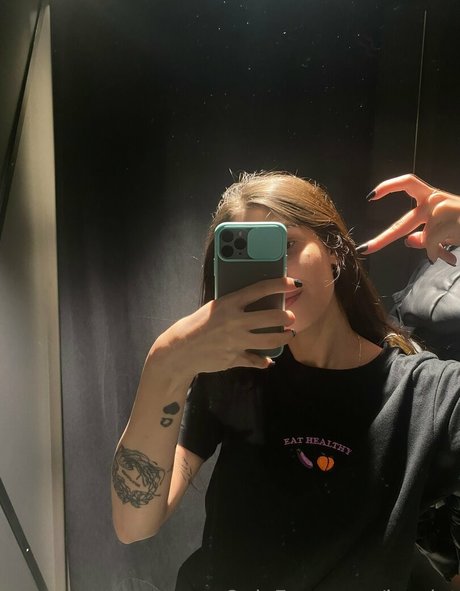 layslet pretty star photo