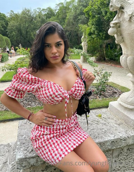 yungflowerxxx best star photo