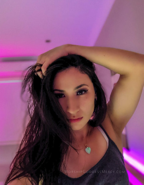 worshipgoddessmercy model sexy gallery