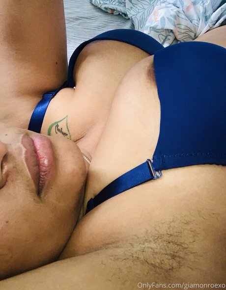 giamonroexo erotic star archive