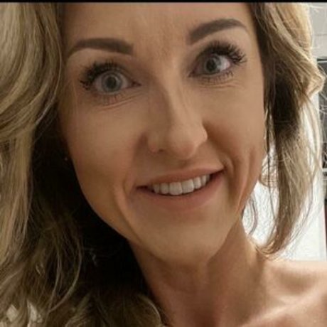 Ashton Miller nice actress photo