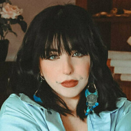 sweetpieiside sexy actress picture