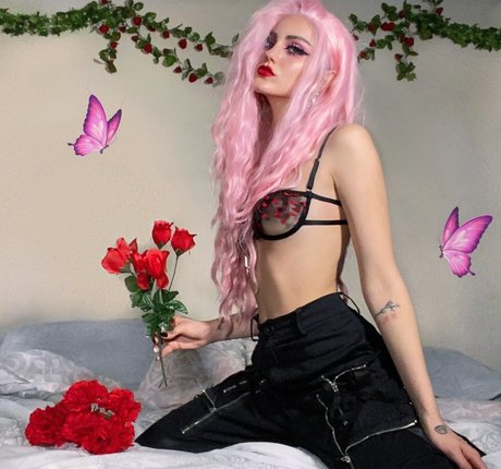 autumngravesz naked model archive