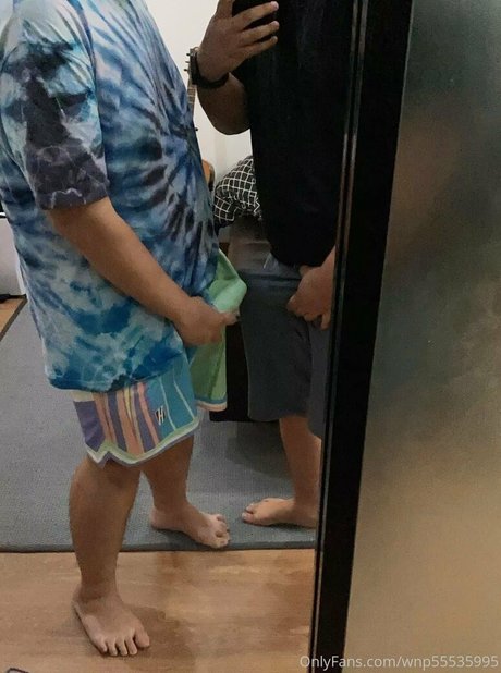 wnp55535995 art model pic