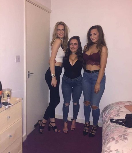 Tiffany Harrison high quality model photo