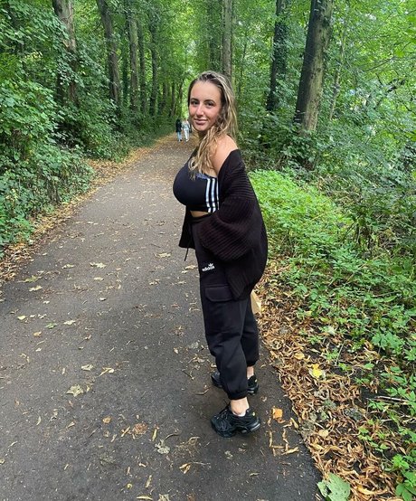 asian top onlyfans exclusive pics