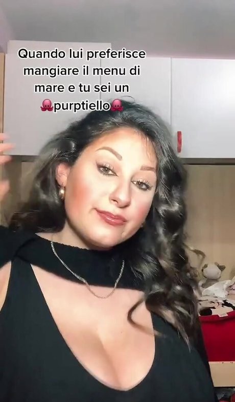 Jolanda Tummolillo pornstar pretty image