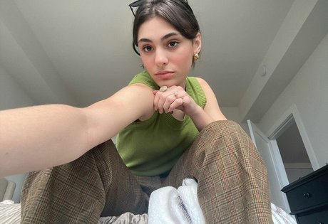 Yasmeen Fletcher top model galleries