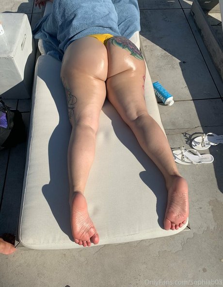 outdoor nude onlyfans best pics