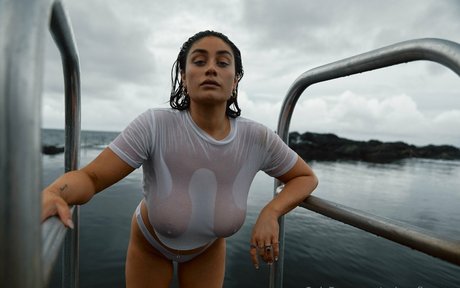 Paige Mary Grace star sexy photos