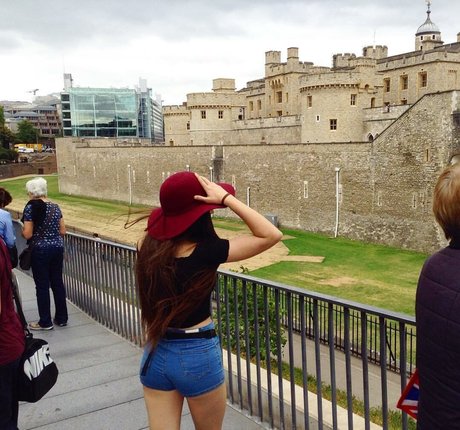 Molly Shield model sex pictures