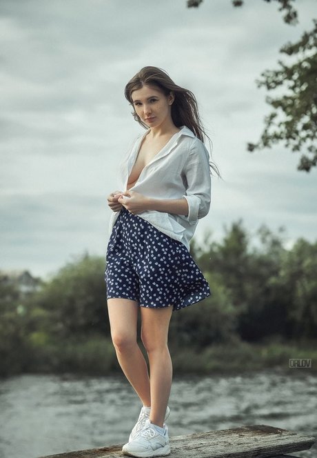 Anyutamoor free actress images