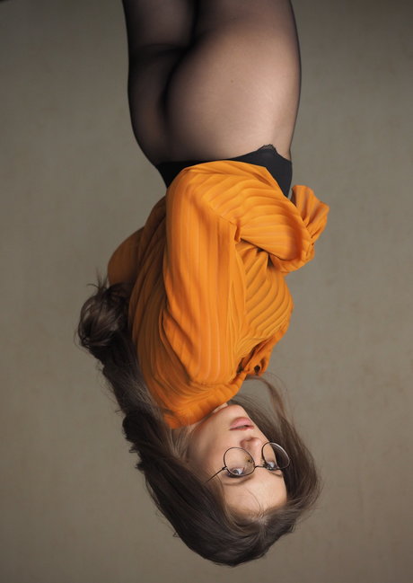 Anyutamoor model nude picture