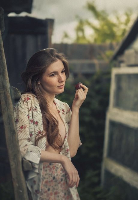 Anyutamoor star porn photos