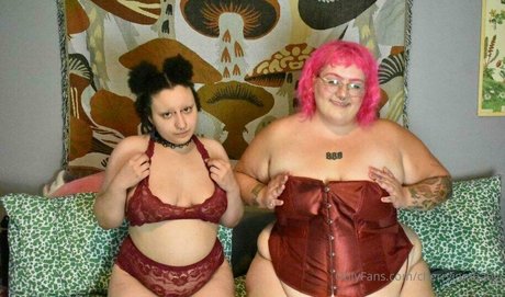 lesbian feet onlyfans free galleries