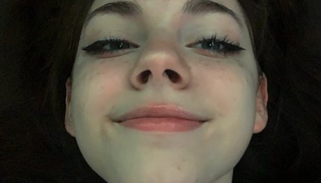 Rosiemx x pornographic model pictures