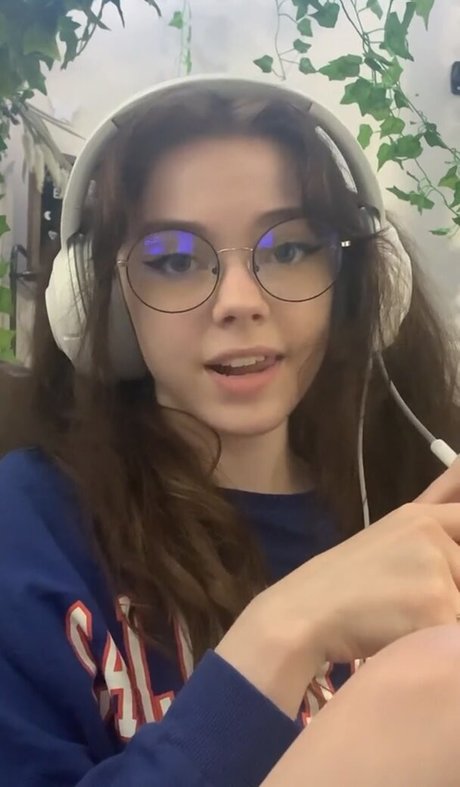 Rosiemx x erotic pornstar picture