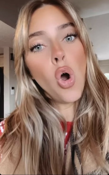 thatpineapplegirl pornstar top pic