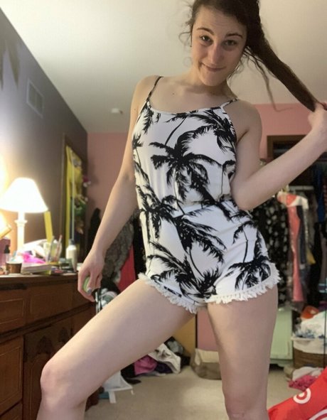 averyafterhours model beautiful images