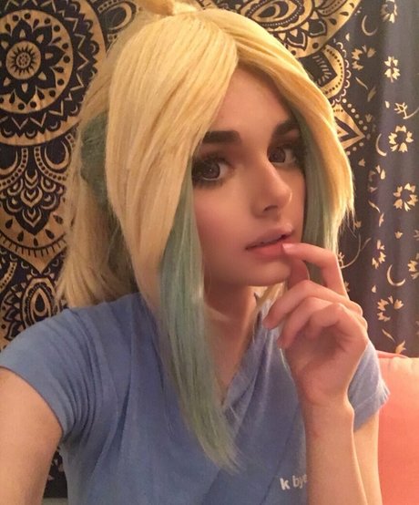 Honeyrabbiit top star pics