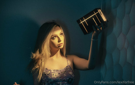 lexiforfree model pretty pic