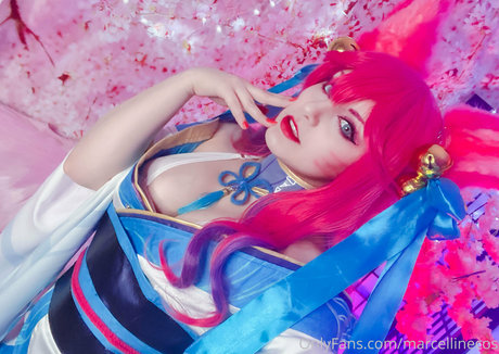 marcellinecos nude model photo