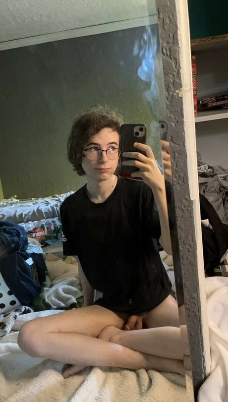 Bellafwee pornstar archive