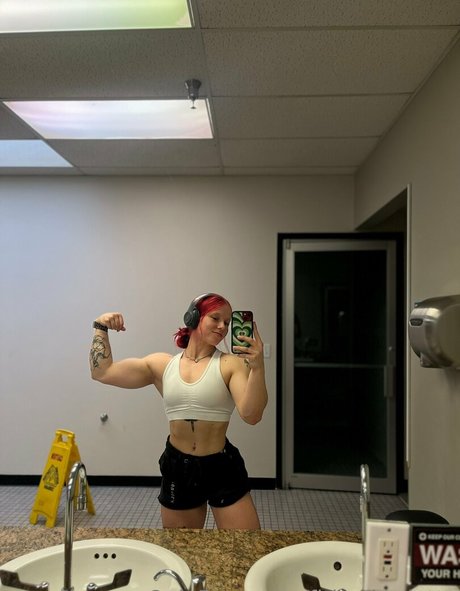 fitbycharlotte model naked archive